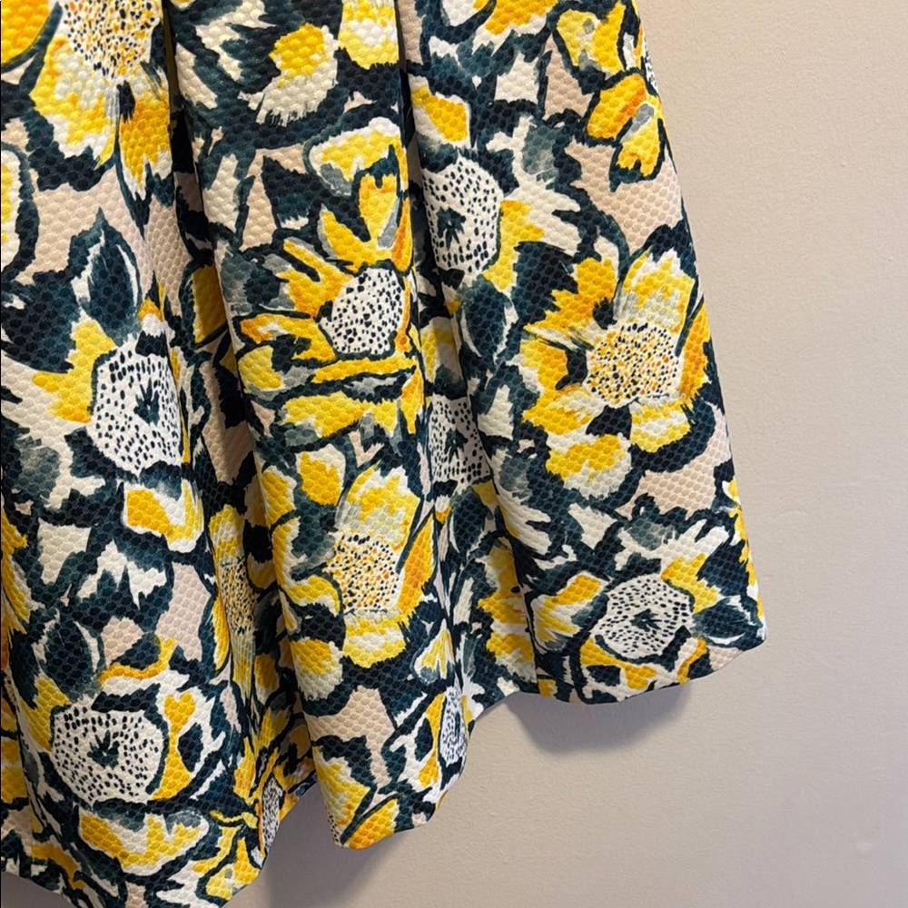 H&M Floral Sleeveless A-line Mini Dress - Picture 2 of 15
